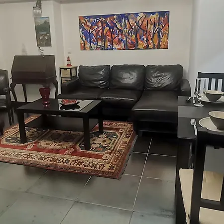 Αδαμαντiνα Suite *